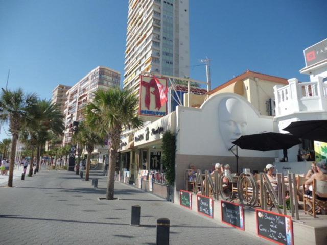 Disponible En Abril-Wifi-3Hab, 6 Pers, -Piscina, Aire Acondi-Parking Opcionable Extra Lejlighed Benidorm Eksteriør billede