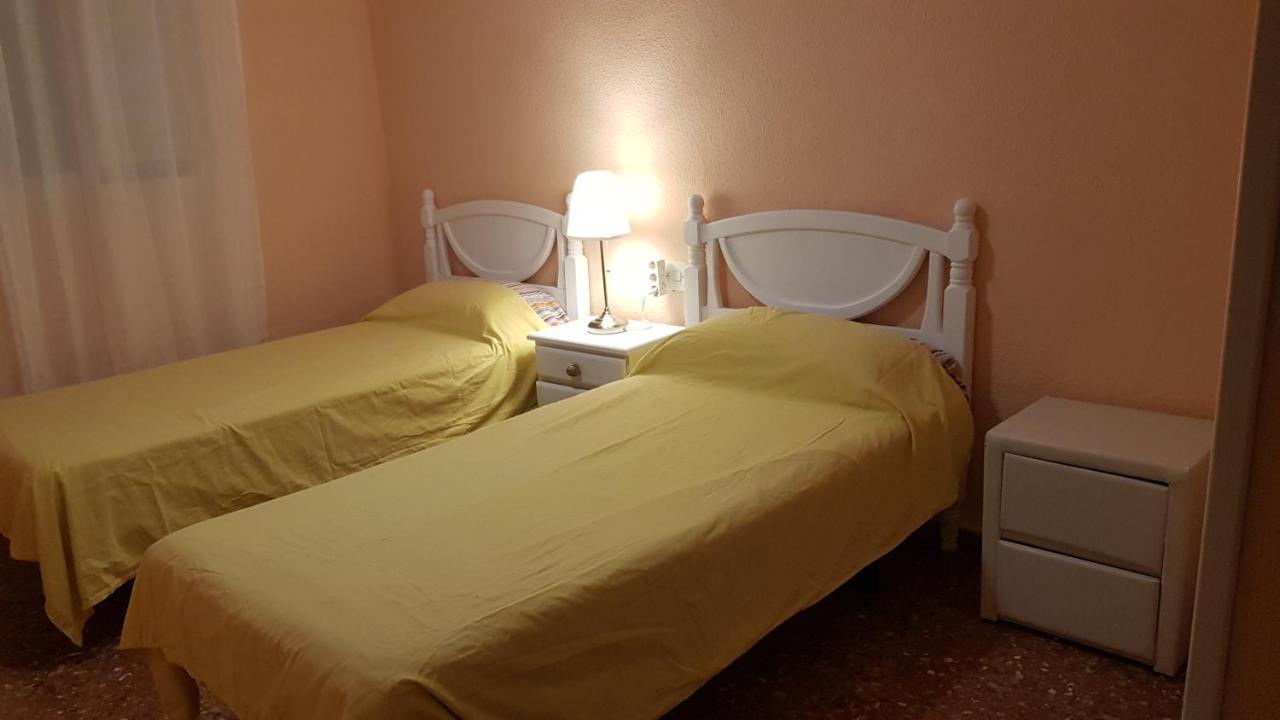 Disponible En Abril-Wifi-3Hab, 6 Pers, -Piscina, Aire Acondi-Parking Opcionable Extra Lejlighed Benidorm Eksteriør billede