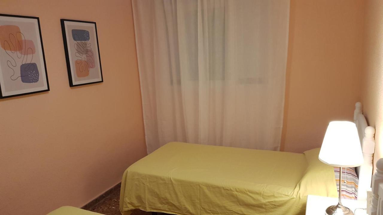 Disponible En Abril-Wifi-3Hab, 6 Pers, -Piscina, Aire Acondi-Parking Opcionable Extra Lejlighed Benidorm Eksteriør billede