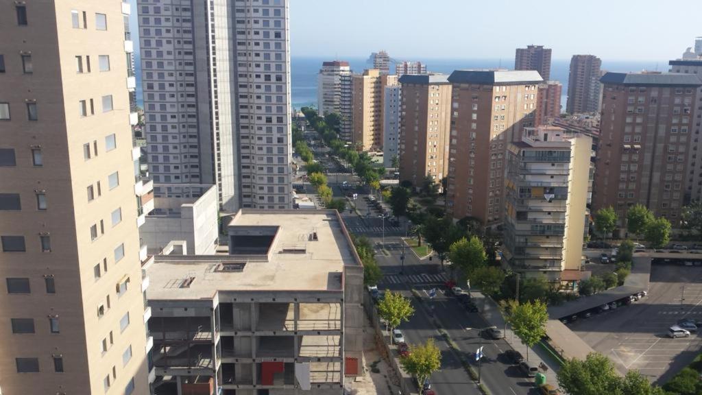 Disponible En Abril-Wifi-3Hab, 6 Pers, -Piscina, Aire Acondi-Parking Opcionable Extra Lejlighed Benidorm Eksteriør billede